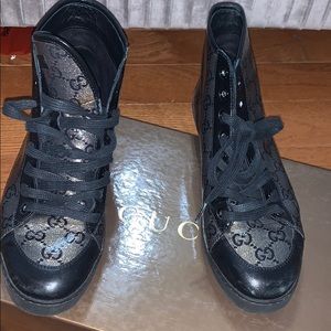 Gucci sneaker black gold 37 women